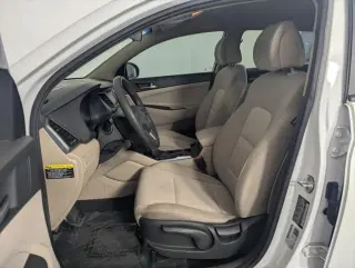 Hyundai TUCSON 2018 TRACCIÓN EN LAS CUATRO RUEDAS SE 4p SUV