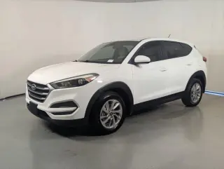 Hyundai TUCSON 2018 TRACCIÓN EN LAS CUATRO RUEDAS SE 4p SUV