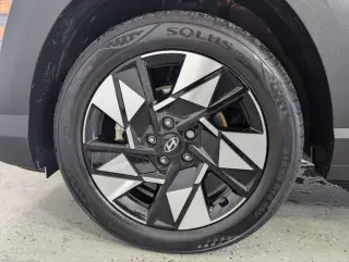 Hyundai KONA 2024 SEL 4dr Crossover