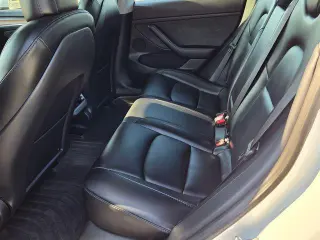 Tesla Modelo 3 2023 Sedán 4p