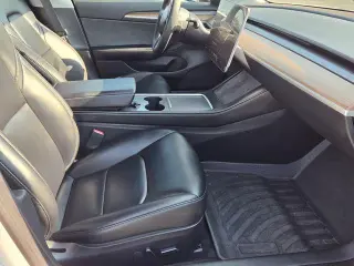 Tesla Modelo 3 2023 Sedán 4p