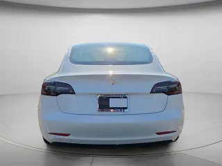 Tesla Modelo 3 2023 Sedán 4p
