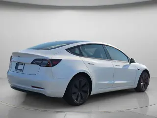 Tesla Modelo 3 2023 Sedán 4p