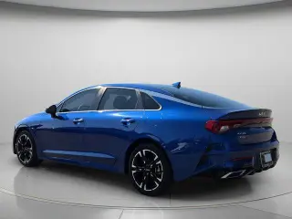 Kia K5 2022 GT-Line 4p Sedano
