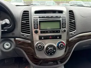 Hyundai SANTA FE 2011 AWD GLS 4 SUV (I4)