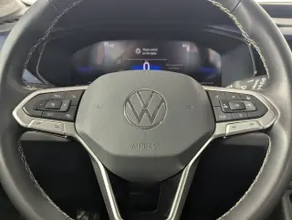 Volkswagen Taos 2024 SE 4dr SUV