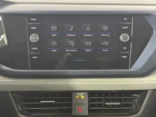 Volkswagen Taos 2024 SE 4dr SUV