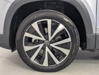 Volkswagen Taos 2024 SE 4dr SUV