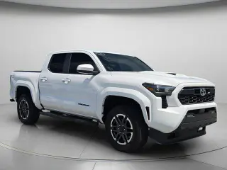 Toyota Tacoma 2024 4x2 TRD Sport 4p Doble Cab 5.0 ft SB