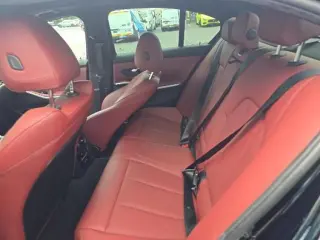 Serie 3 BMW 2024 330i 4p Sedan