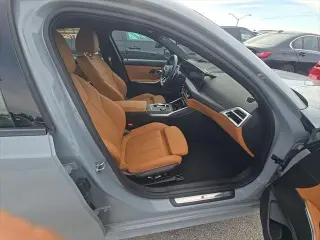 Sedán BMW 3 Series 2026 330i 4 puertas