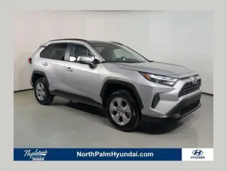 Toyota RAV4 2025 XLE 4p SUV