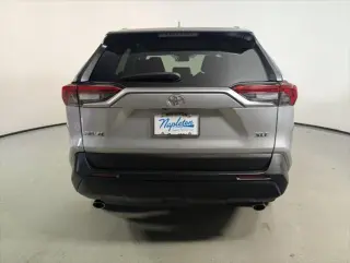 Toyota RAV4 2025 XLE 4p SUV