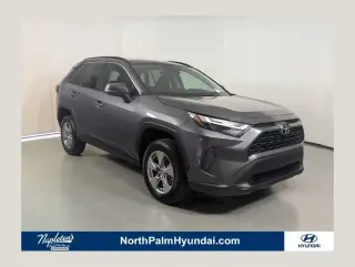 Toyota RAV4 2025 XLE 4dr SUV