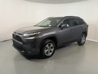 Toyota RAV4 2025 XLE 4dr SUV