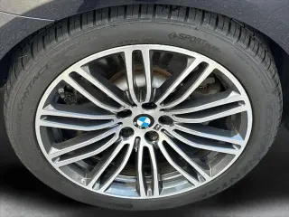 Serie 5 BMW 2019 540i Sedán 4p