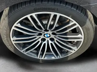 Serie 5 BMW 2019 540i Sedán 4p