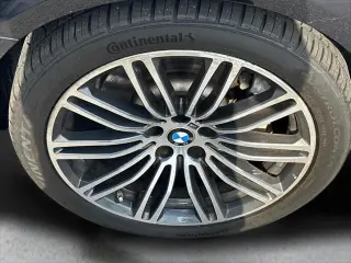 Serie 5 BMW 2019 540i Sedán 4p