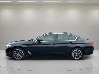 Serie 5 BMW 2019 530e iPerformance Sedán 4p.