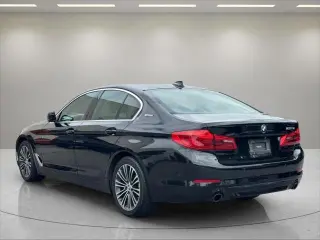 Serie 5 BMW 2019 530e iPerformance Sedán 4p.