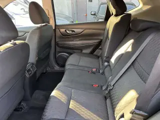 Nissan Rogue 2018 AWD SV 4dr Crossover