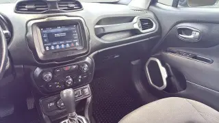 Jeep Renegade 2018 4x4 Latitude 4dr SUV