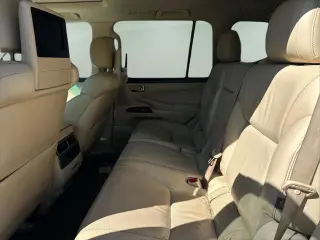 Lexus LX 570 2013 4x4 SUV 4p