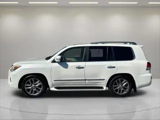 Lexus LX 570 2013 4x4 SUV 4p