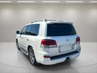 Lexus LX 570 2013 4x4 SUV 4p