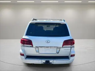 Lexus LX 570 2013 4x4 SUV 4p