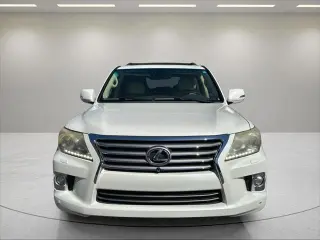 Lexus LX 570 2013 4x4 SUV 4p