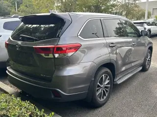 Toyota Highlander 2019 AWD XLE 4dr SUV