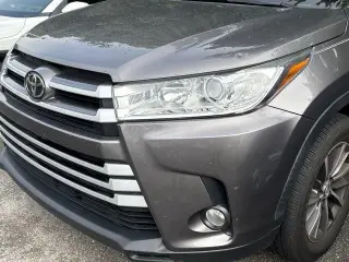 Toyota Highlander 2019 AWD XLE 4dr SUV