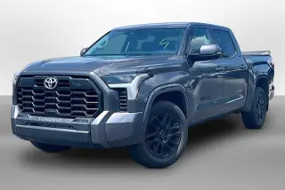 Toyota Tundra 2023 4x4 SR5 4dr CrewMax Cab Pickup SB