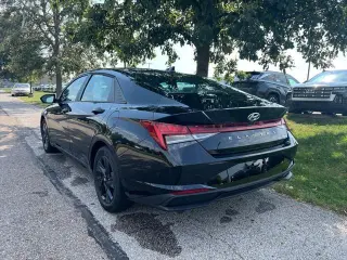 Hyundai ELANTRA Híbrido 2023 Azul 4dr Sedán
