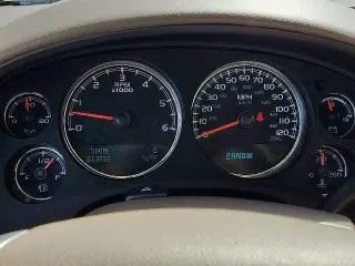 Chevrolet Suburban 2013 4x4 LT 4p SUV