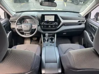 Toyota Highlander 2023 L SUV 4 puertas