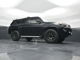 Toyota 4Runner 2019 4x2 SR5 4dr SUV