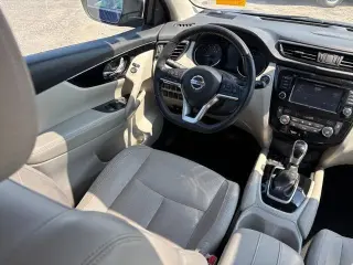 Nissan Rogue Sport 2019 AWD S 4dr Crossover español: Nissan Rogue Sport 2019 AWD S 4 tracción cuatro ruedas Crossover español