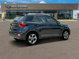 Hyundai VENUE 2024 SEL 4dr Crossover