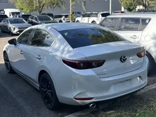 Mazda Mazda3 Sedán 2024 2.5 S Select Sport 4dr Sedán