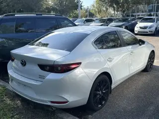 Mazda Mazda3 Sedán 2024 2.5 S Select Sport 4dr Sedán