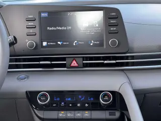 Hundai ELANTRA Híbrido 2026 Azul 4dr Sedan