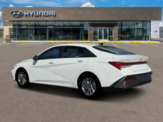 Hundai ELANTRA Híbrido 2026 Azul 4dr Sedan