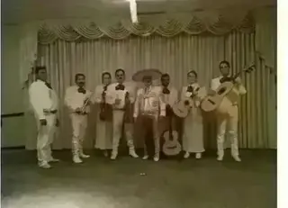 MARIACHI MÚSICA VARIABLE EN LA