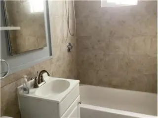 Propiedad en alquiler con 4 habitaciones y 1.5 baños en Brighton