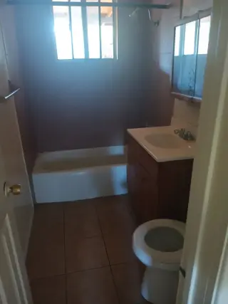 SAN BERNARDINO CASA de 3 RECS.