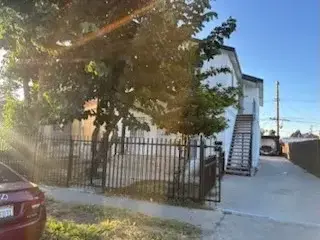 CASA  NUEVA EN LOS ANGELES