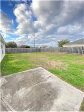 Rental property with 3 bedroom and 2 bathroom in Richmond Hill