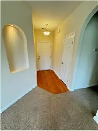 Rental property with 3 bedroom and 2 bathroom in Richmond Hill